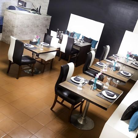 Hm Suites & Studios Bangalore Luaran gambar