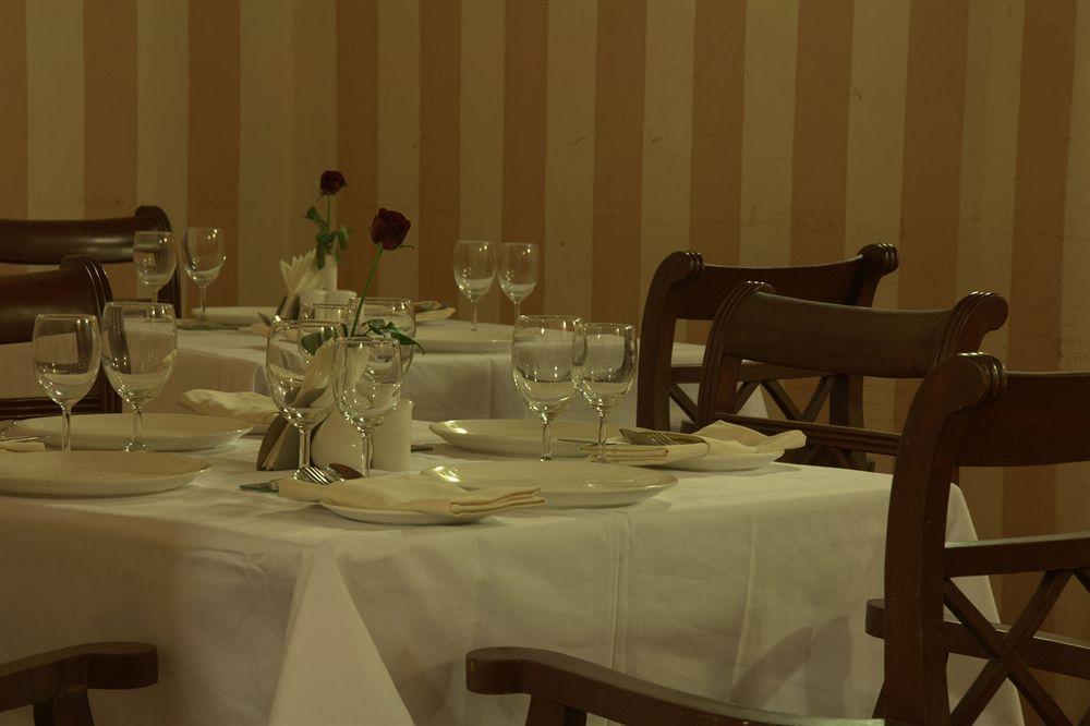 Hm Suites & Studios Bangalore Luaran gambar