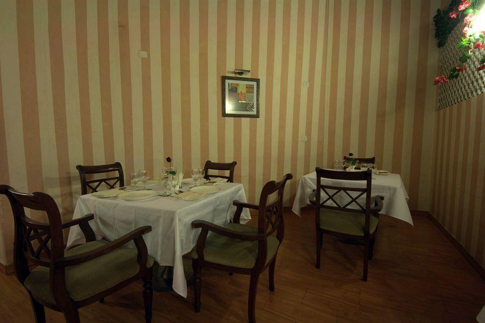 Hm Suites & Studios Bangalore Luaran gambar