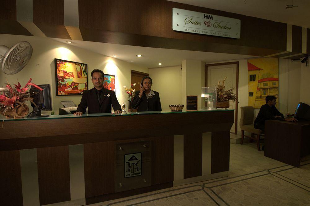 Hm Suites & Studios Bangalore Luaran gambar