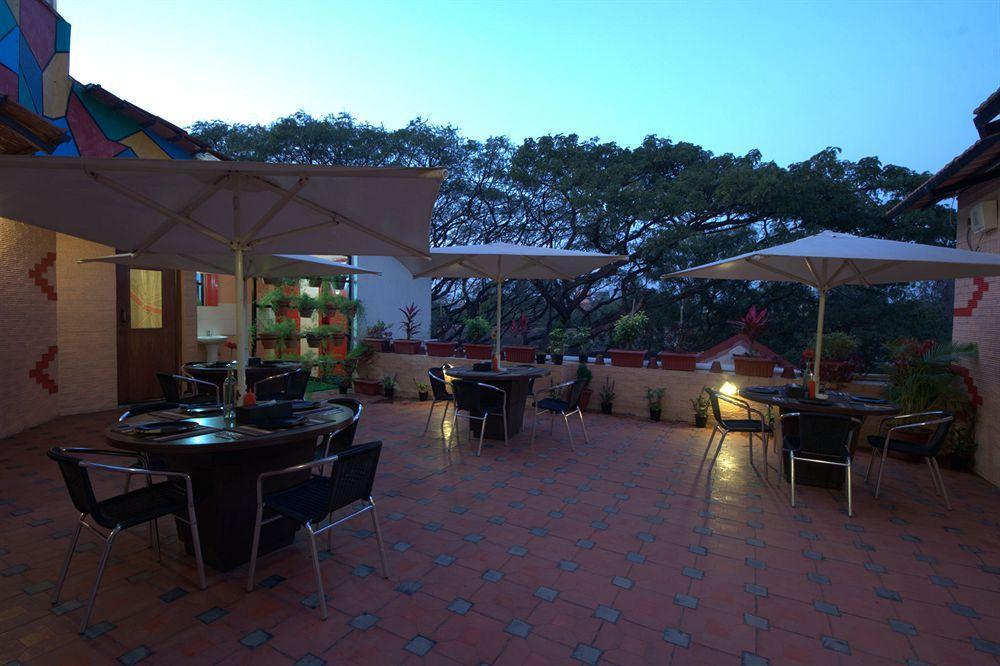 Hm Suites & Studios Bangalore Luaran gambar