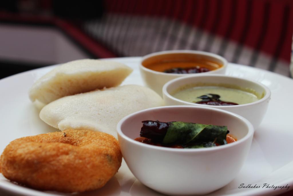 Hm Suites & Studios Bangalore Luaran gambar